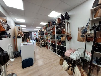Location Local Commercial - Chambery (73000)-photo-4