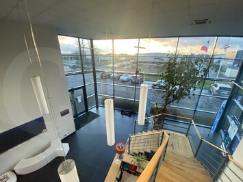 Location Entrepôt / Local d'activités - La Mézière (35520)-photo-3