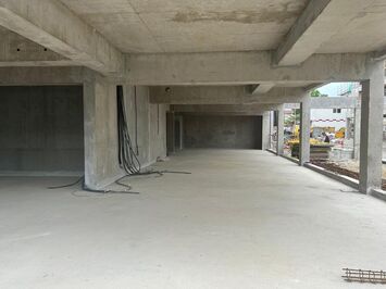 Location Local Commercial - Meyzieu (69330)-photo-3