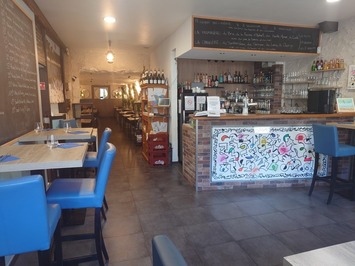 Vente - Bar - Restaurant - Cave à vins - Crêperie - Vins et spiritueux - Chaumont-sur-Loire (41150)-photo-3