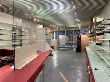 Vente de murs de boutique - Bourg-en-Bresse (01000)-photo-2