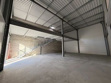 Vente Entrepôt / Local d'activités - La Teste-de-Buch (33260)-photo-3