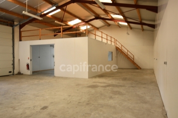 Location Entrepôt / Local d'activités - La Tessoualle (49280)
