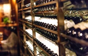 Vente - Alimentation - Cave à vins - Epicerie - Vins et spiritueux - Landes (40)