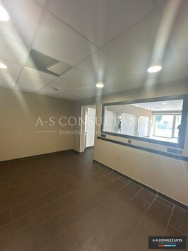 Vente de murs de boutique - Vieugy (74600)-photo-3