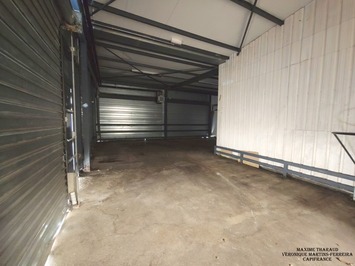 Vente de murs de boutique - Vierzon (18100)-photo-3
