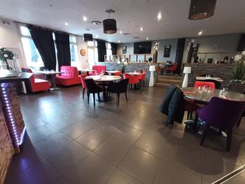 Vente de murs de boutique - Vaureal (95490)-photo-2