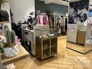 Location Local Commercial - La baule (44500)-photo-3