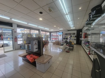 Location Local Commercial - Guyane (973)-photo-4
