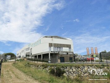 Vente de murs de boutique - Pornic (44210)