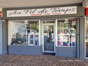Vente - Habillement - Coudoux (13111)