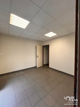 Vente Entrepôt / Local d'activités - Bouaye (44830)-photo-2