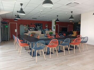 Location Local Commercial - Saint-Etienne-du-Bois (01370)