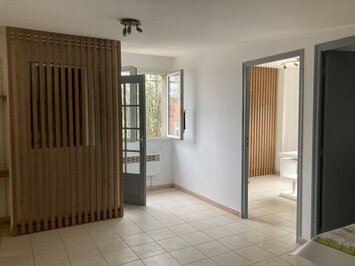 Location Entrepôt / Local d'activités - Ceret (66400)
