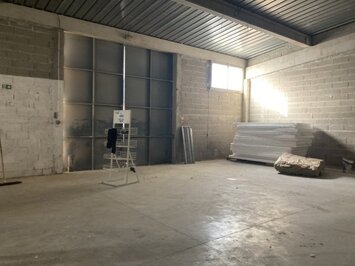 Location Entrepôt / Local d'activités - Ceret (66400)-photo-4