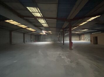 Vente de murs de boutique - Bron (69500)-photo-3