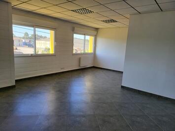 Location Bureau - Sarthe (72)-photo-3