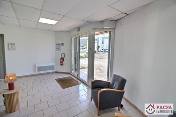 Vente Bureau - Saix (81710)-photo-2