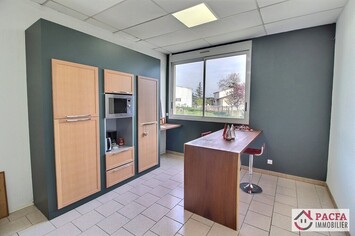 Vente Bureau - Saix (81710)-photo-4