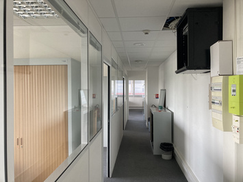 Location Bureau - Bayonne (64100)-photo-3