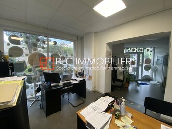 Location Local Commercial - Marseille 4ème (13004)-photo-2