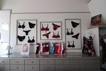 Vente - Habillement - Lingerie - Royan (17200)-photo-4