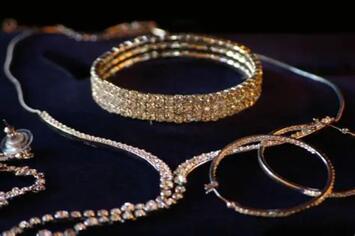 Vente - Bijouterie - Horlogerie - Jura (39)-photo-3
