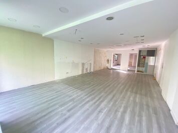 Vente de murs de boutique - Tassin-la-Demi-Lune (69160)-photo-1