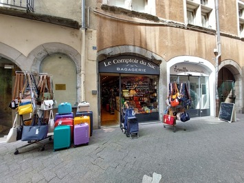 Vente - Maroquinerie - Chambery (73000)-photo-3