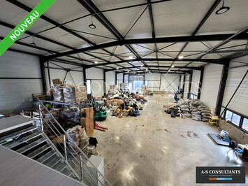Vente Entrepôt / Local d'activités - La Côte-Saint-André (38260)