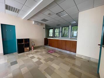 Vente de murs de boutique - Loiret (45)-photo-3