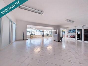 Vente de murs de boutique - Pierrelatte (26700)-photo-4