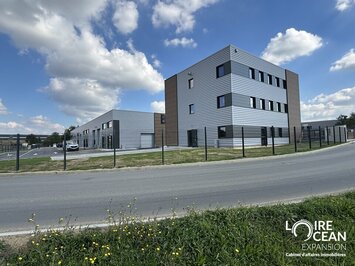 Vente Entrepôt / Local d'activités - Cholet (49300)-photo-1