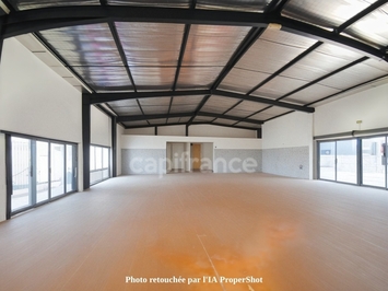 Location Local Commercial - Nimes (30000)-photo-3