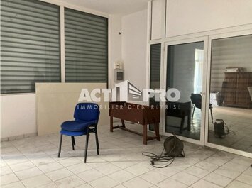 Location Local Commercial - Perpignan (66000)-photo-3