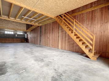 Location Entrepôt / Local d'activités - Biol (38690)