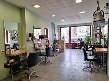Vente - Salon de coiffure - Mayenne (53100)-photo-4