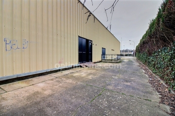 Location Entrepôt / Local d'activités - Orgeval (78630)-photo-1