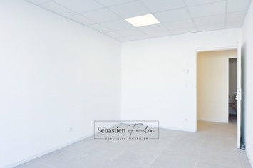 Location Bureau - La Seyne-sur-Mer (83500)-photo-2
