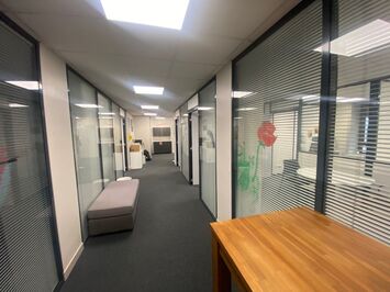 Location Bureau - Lyon 9ème (69009)-photo-2