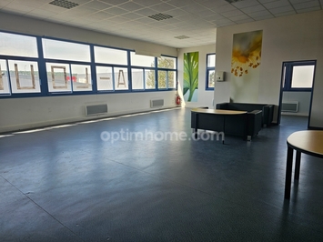 Vente de murs de boutique - Orgeval (78630)-photo-3