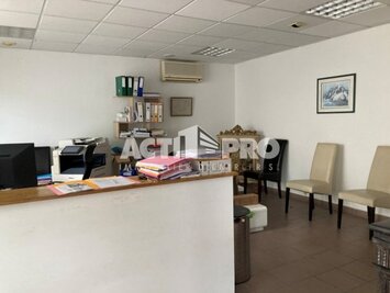 Vente de murs de boutique - Saint-Paul-de-Fenouillet (66220)-photo-3