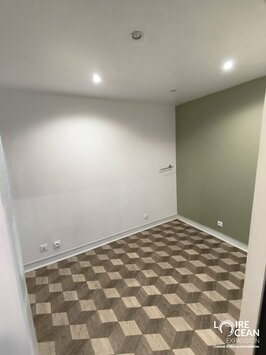 Location Local Commercial - Nantes (44000)-photo-3