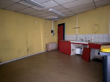 Vente de murs de boutique - Séméac (65600)-photo-4
