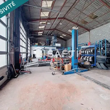 Vente de murs de boutique - La Garde-Adhémar (26700)-photo-6