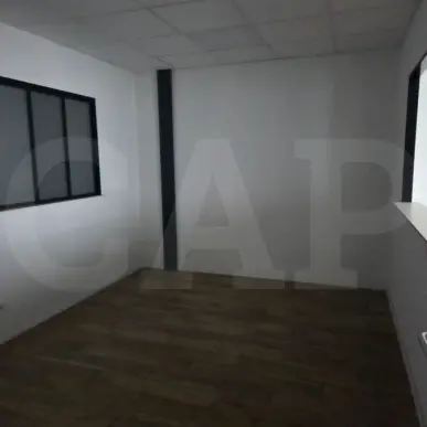 Vente Bureau - La Méaugon (22440)-photo-3