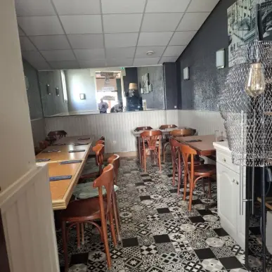 Vente - Hôtel - Restaurant - Café - La neuvillette (51100)-photo-3