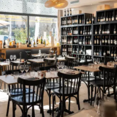 Vente - Restaurant - Cave à vins - Vins et spiritueux - Bouches-du-Rhône (13)-photo-2
