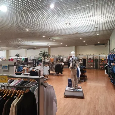 Vente de murs de boutique - Boé (47550)-photo-7