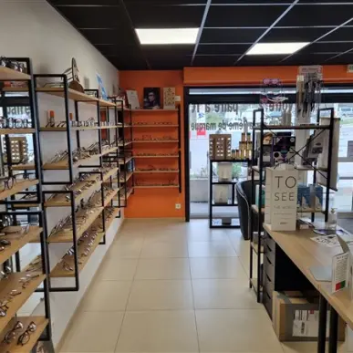 Vente - Optique Lunetterie - Aubenas (07200)-photo-1